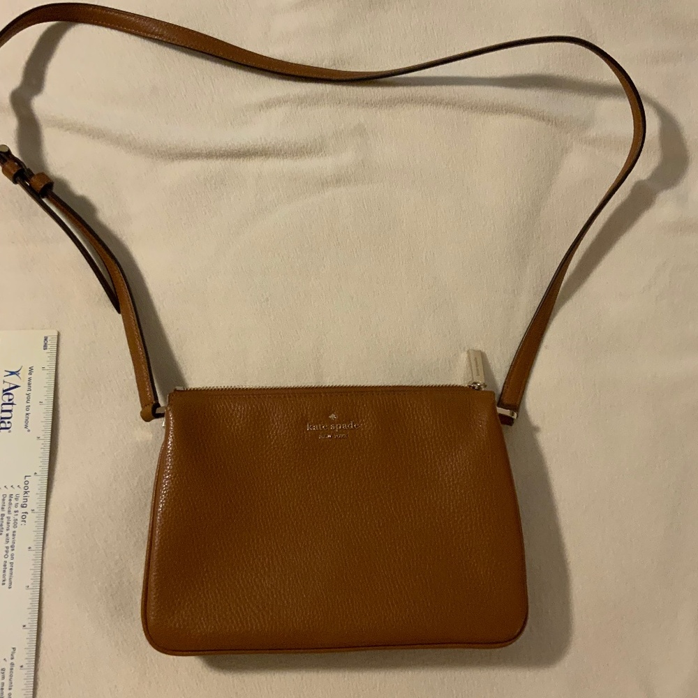 EUC Kate Spade Triple Gusset Crossbody